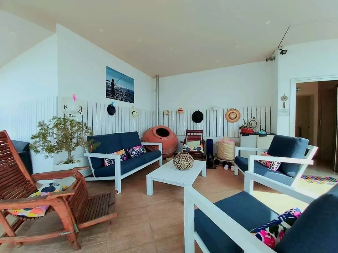 Mesogios House Suites Larnaca 0*,  Cypern