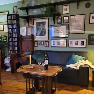 https://apt-apartament-w-centrum-warszawy.warsawhotelspoland.com